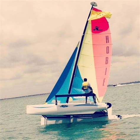 Discover the World from the Deck of a Hobie Mscif 25